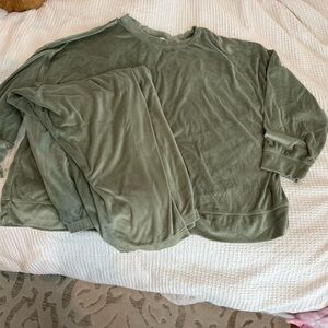 Joyspun Soft Green Lounge Set Size: 3X